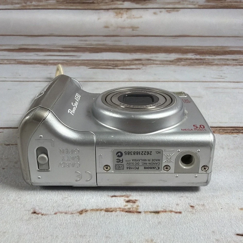 Canon PowerShot A530 5MP Camera Not Working Latch Broken